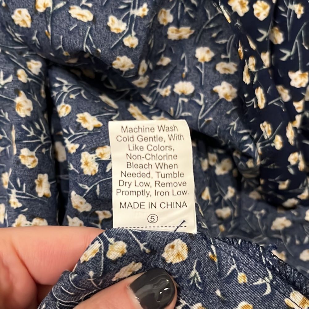 Backless Floral Print Dress - Picture 8 of 8